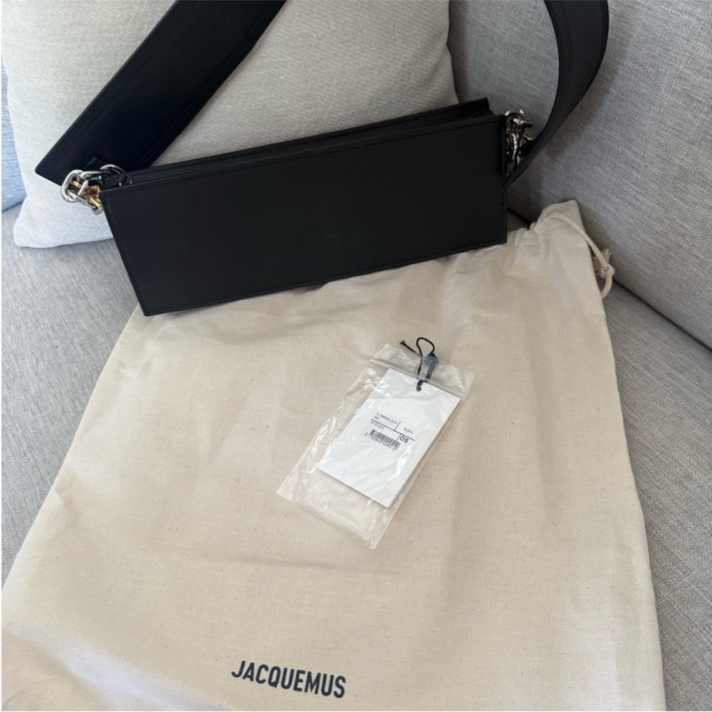 Jacquemus Le CiuCiu Shoulder Bag - Picture 4 of 9
